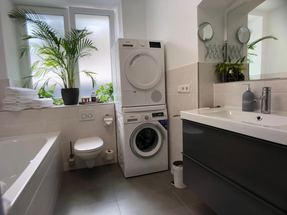 Am City Apartment 24H Self-Check-In, Free Parking, U-Bahn 350M, Netflix Nürnberg Exterior foto